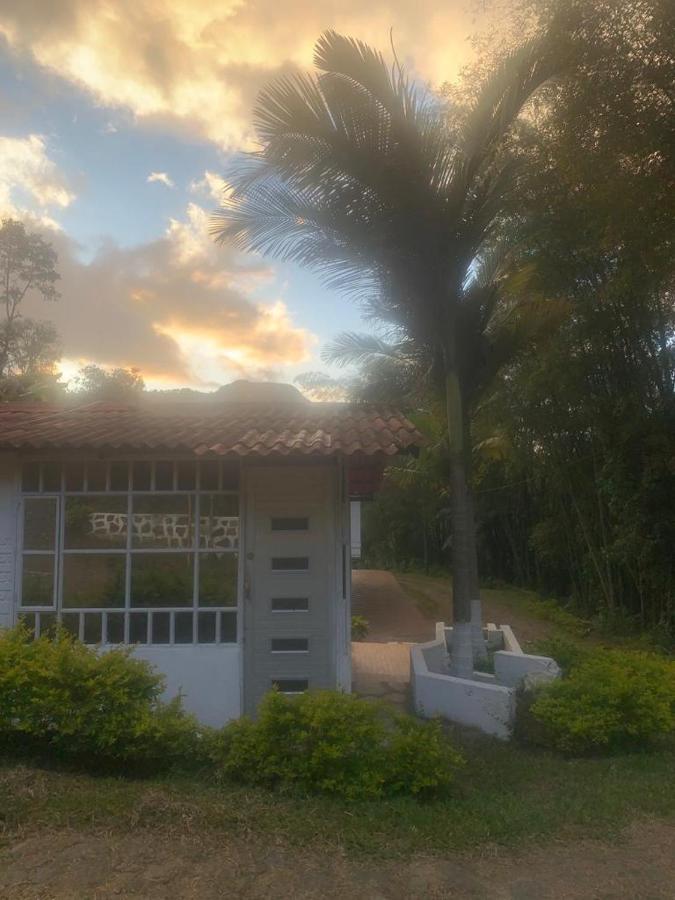 Hotel Campestre Villa Sarita San Francisco  Exterior photo